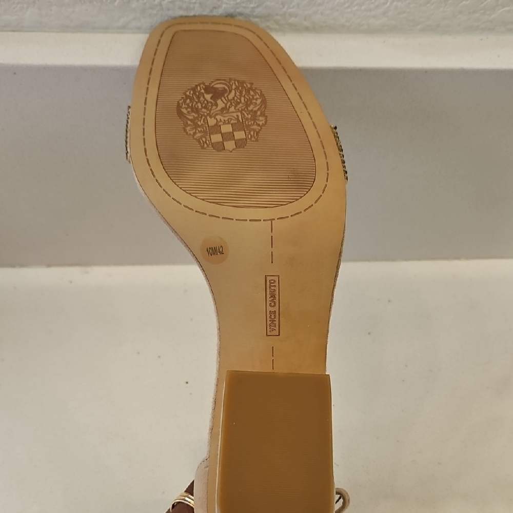 Vince Camuto Tan Suede Block Heel Sandals sz 10 - Picture 8 of 9